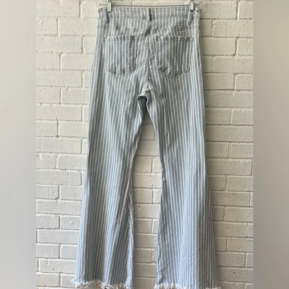 KanCan Signature Ultra High Rise Extreme Flair Light Blue Strip Jeans Women FLAW - Picture 5 of 13